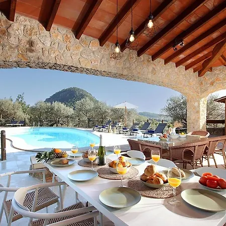 Alordes Villa