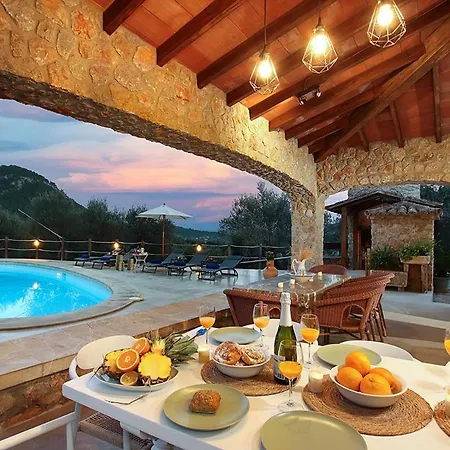 Alordes Villa *