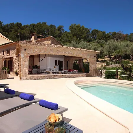 Alordes Villa